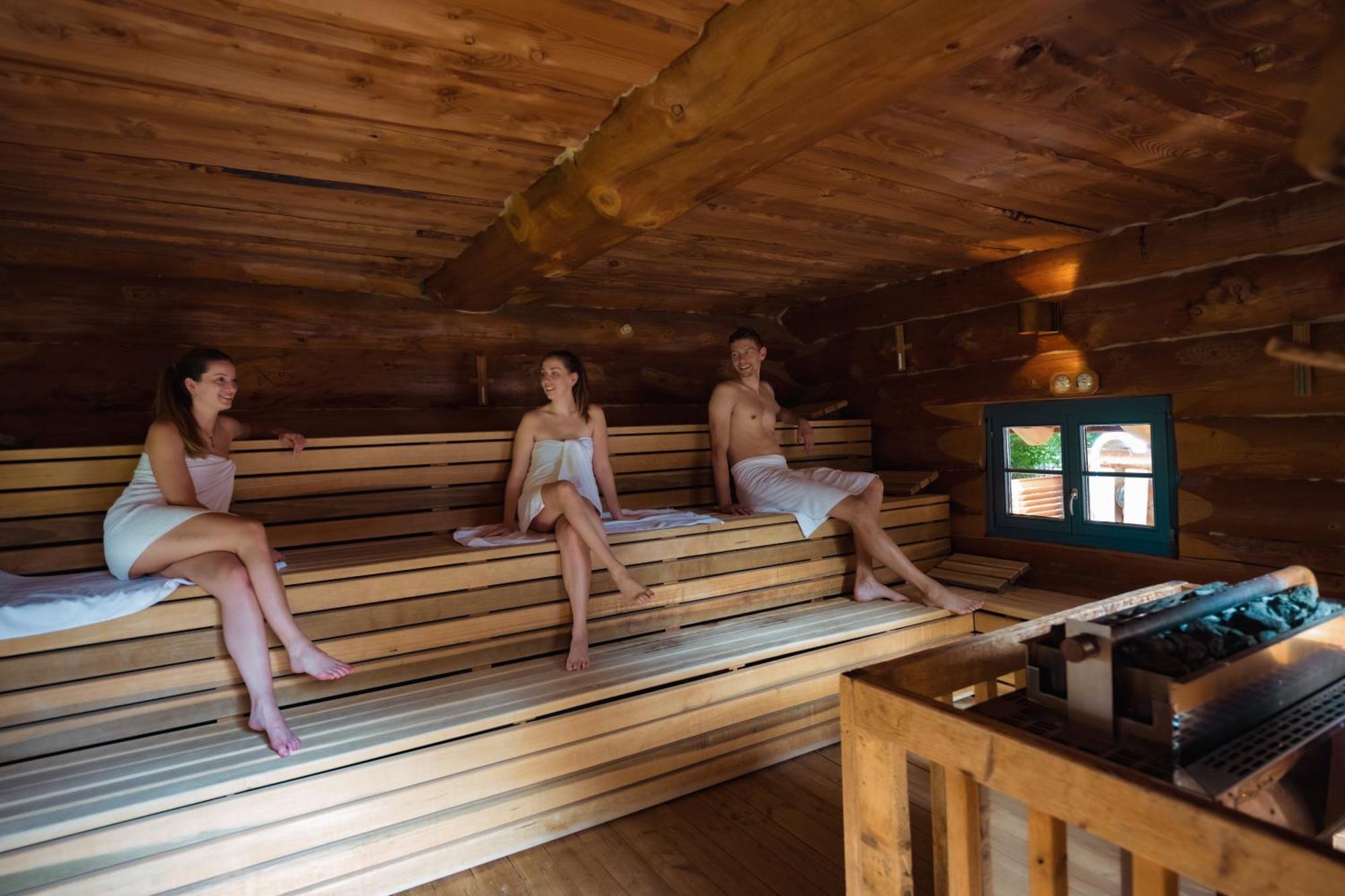 Hotel Lamm Baiersbronn Mitteltal ภายนอก รูปภาพ